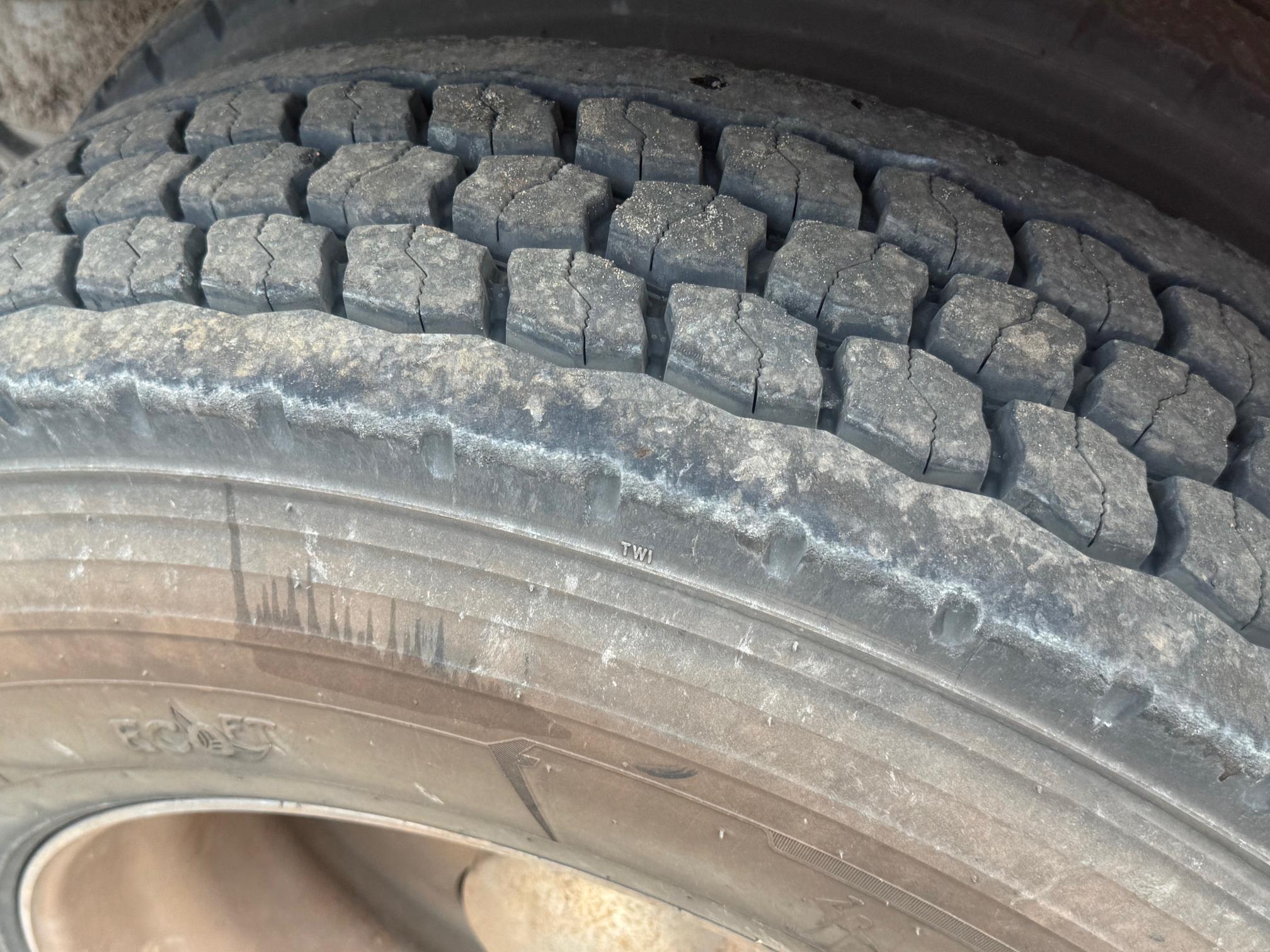 2021 KENWORTH T800 - Image 16