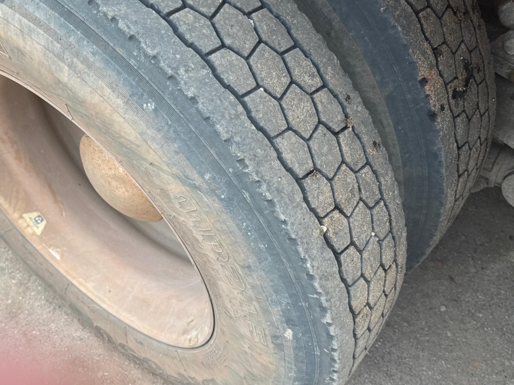 2021 KENWORTH T800 - Image 17