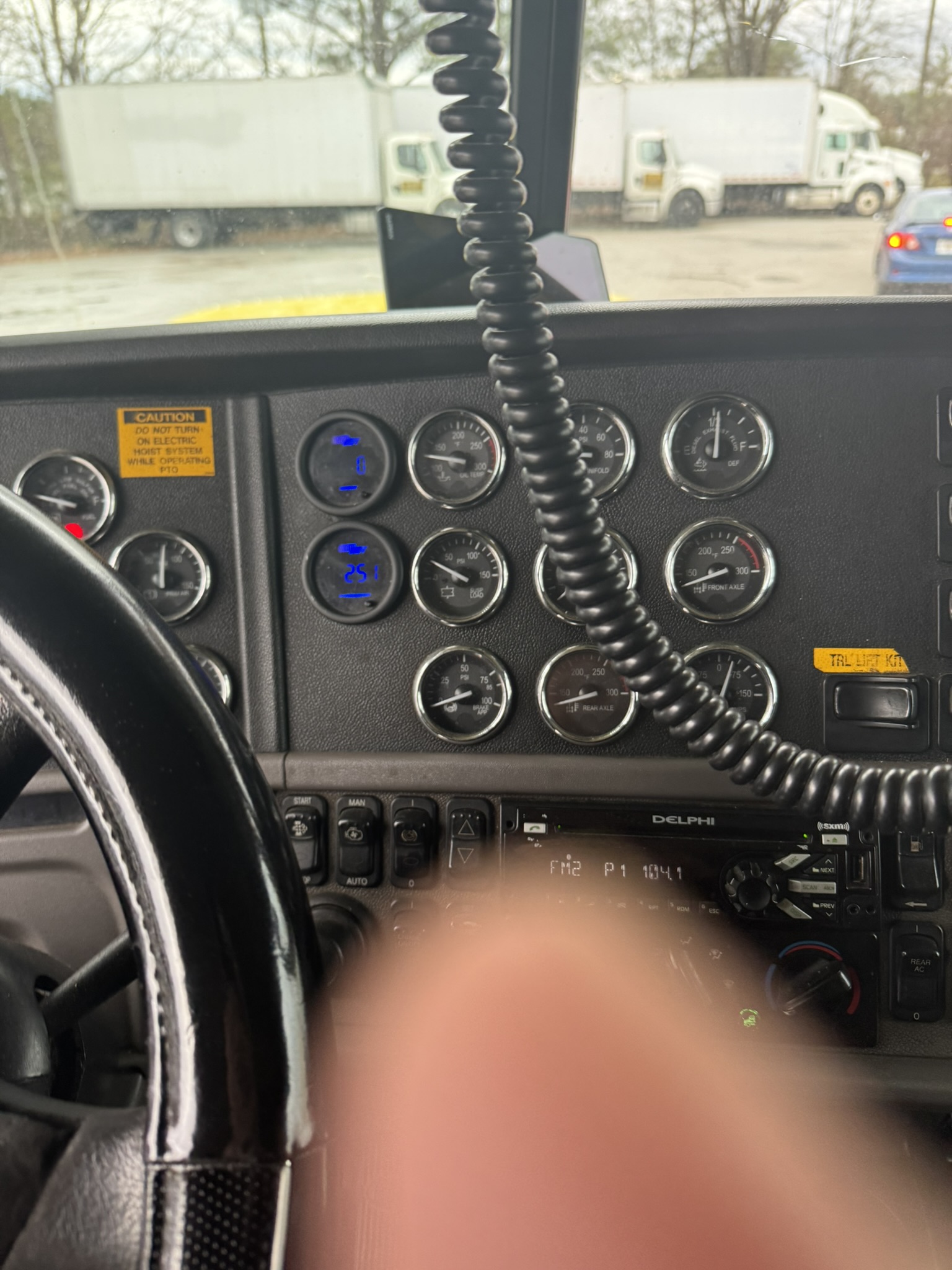 2014 PETERBILT 388 - Image 13