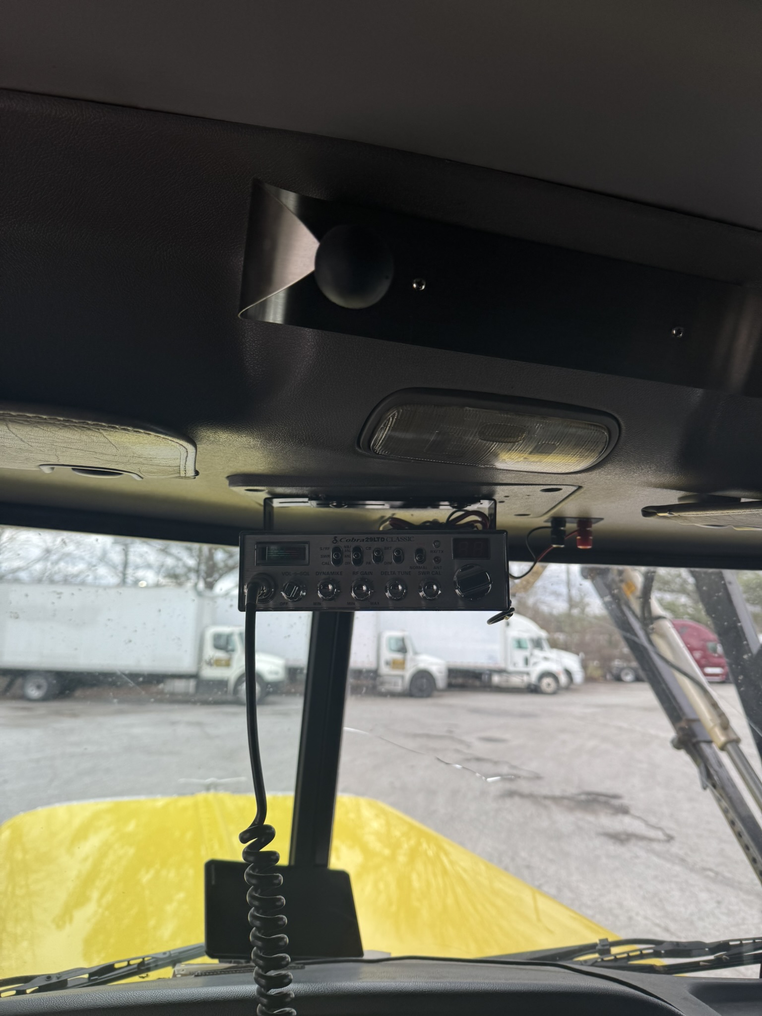 2014 PETERBILT 388 - Image 17