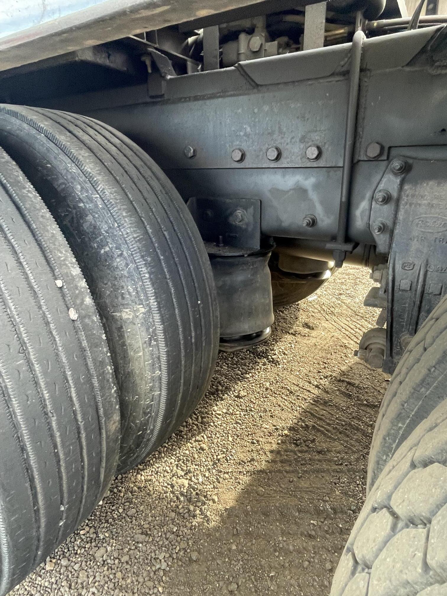 2012 PETERBILT 389 - Image 105