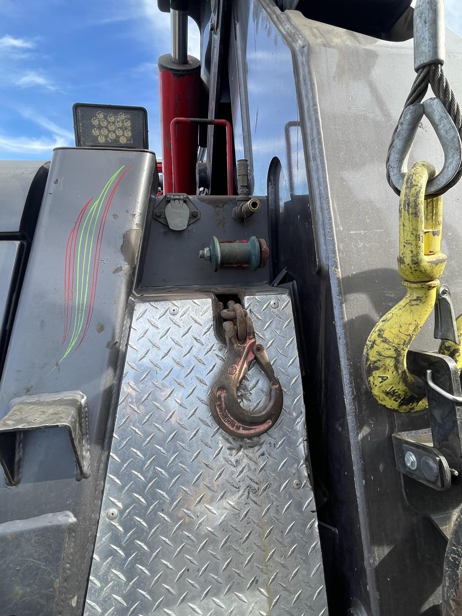 2012 PETERBILT 389 - Image 88