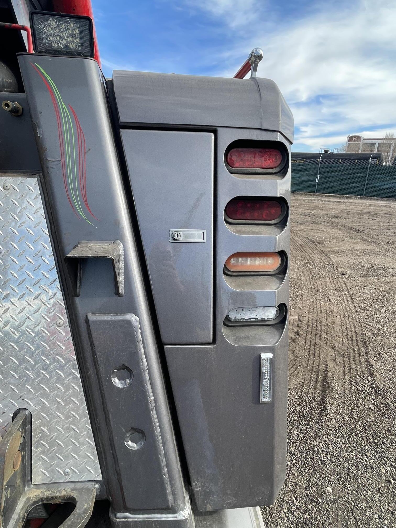 2012 PETERBILT 389 - Image 94