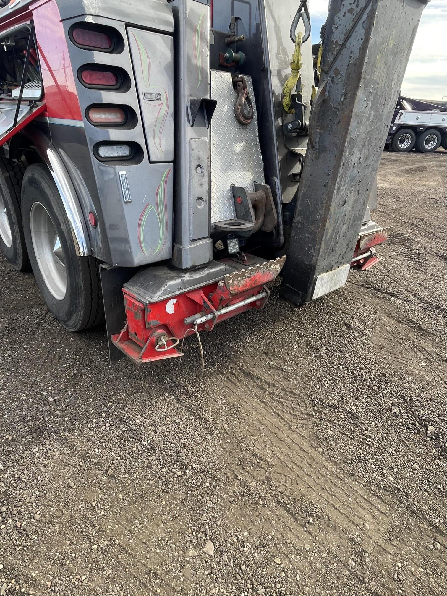 2012 PETERBILT 389 - Image 96