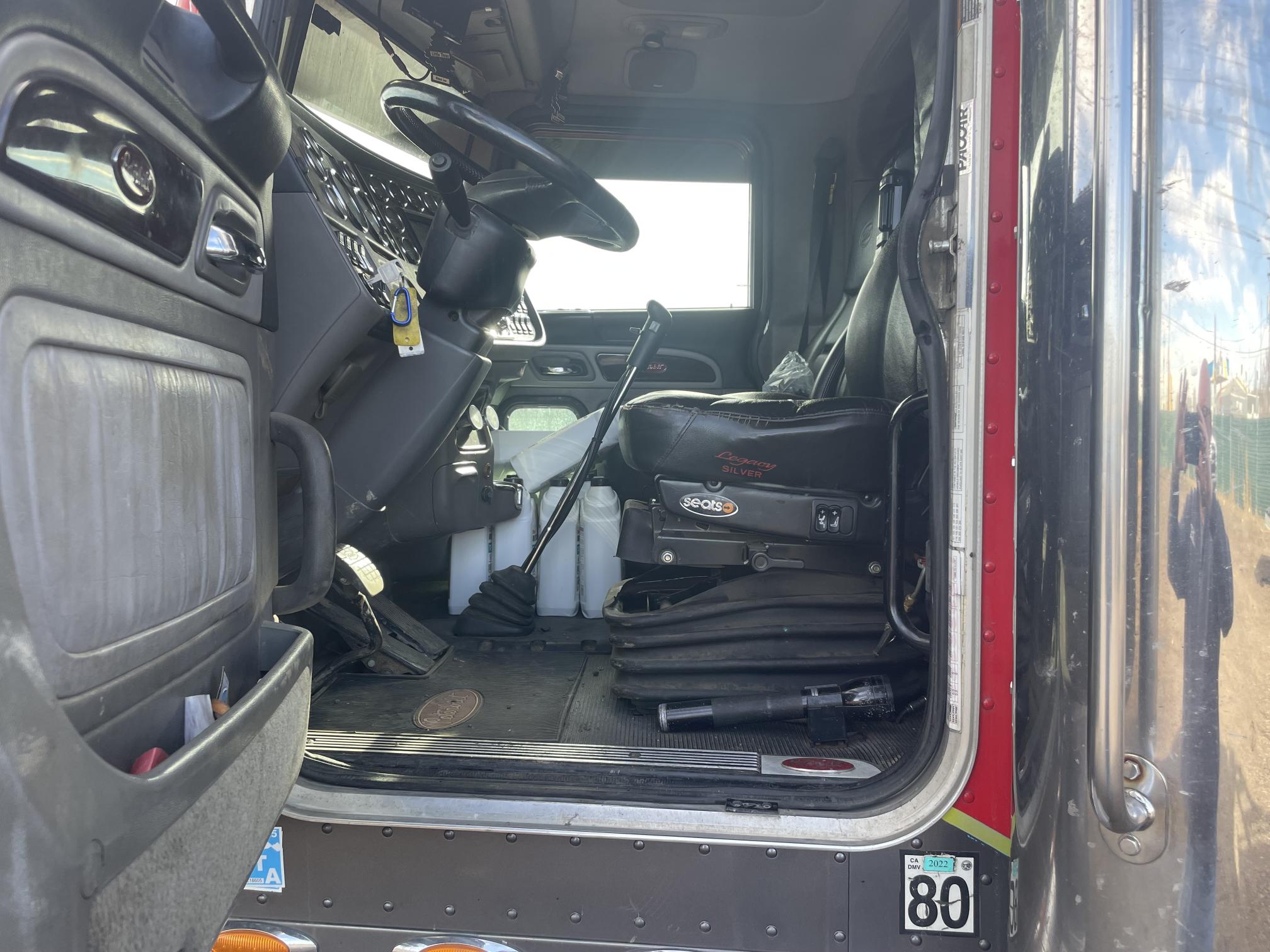 2012 PETERBILT 389 - Image 43