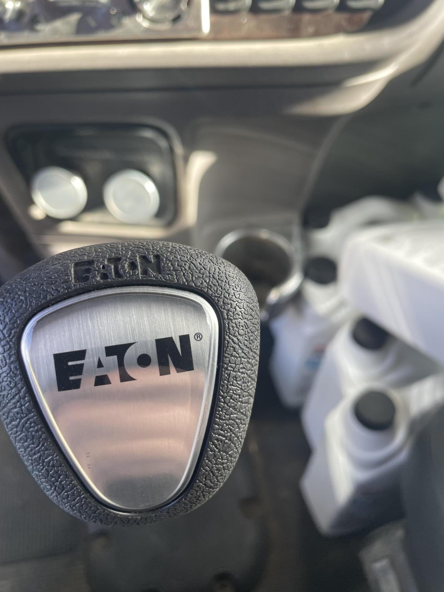 2012 PETERBILT 389 - Image 65