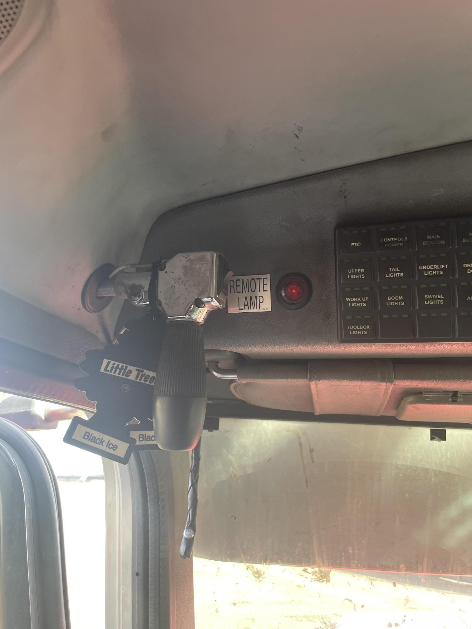 2012 PETERBILT 389 - Image 68