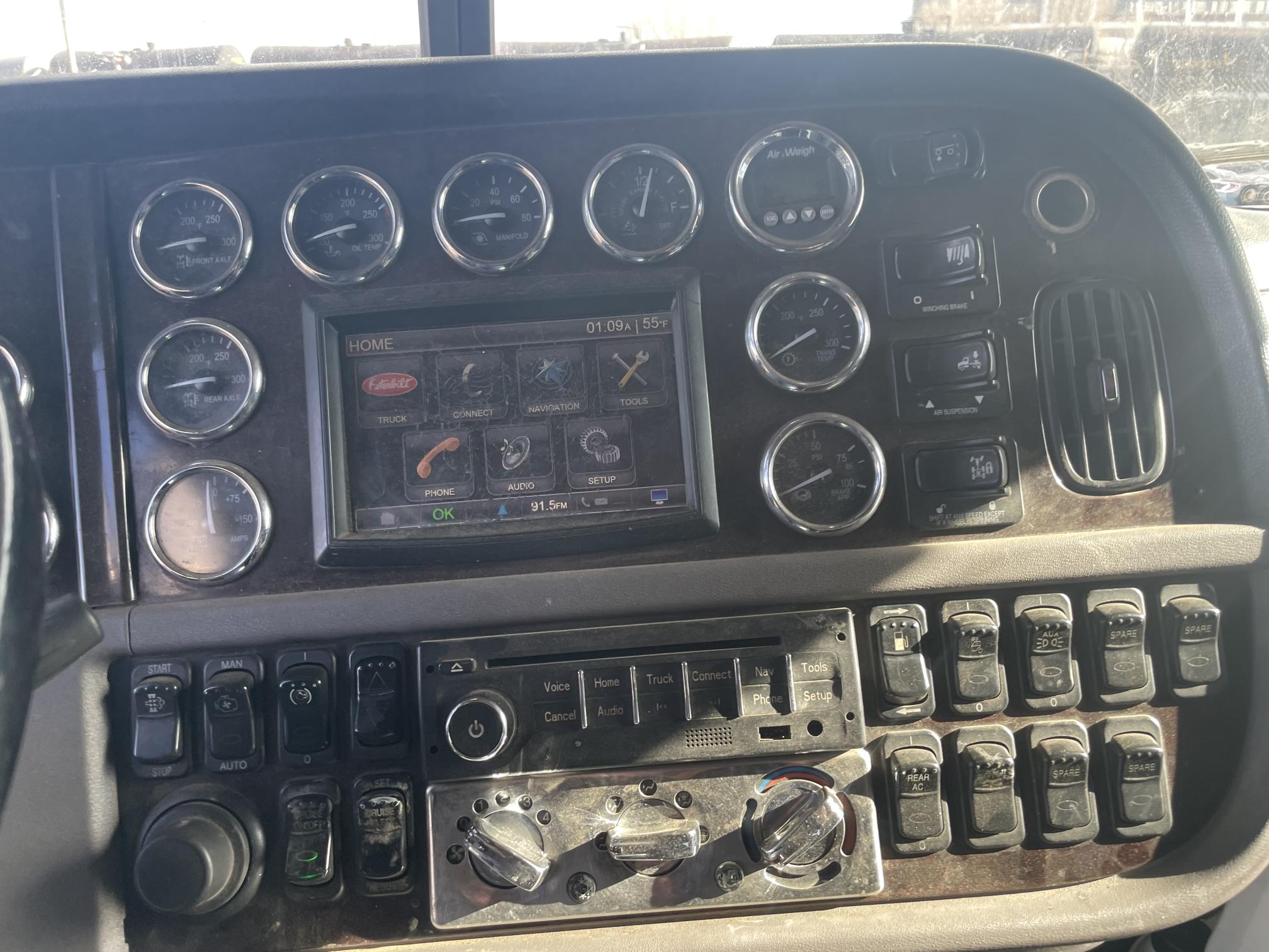 2012 PETERBILT 389 - Image 57