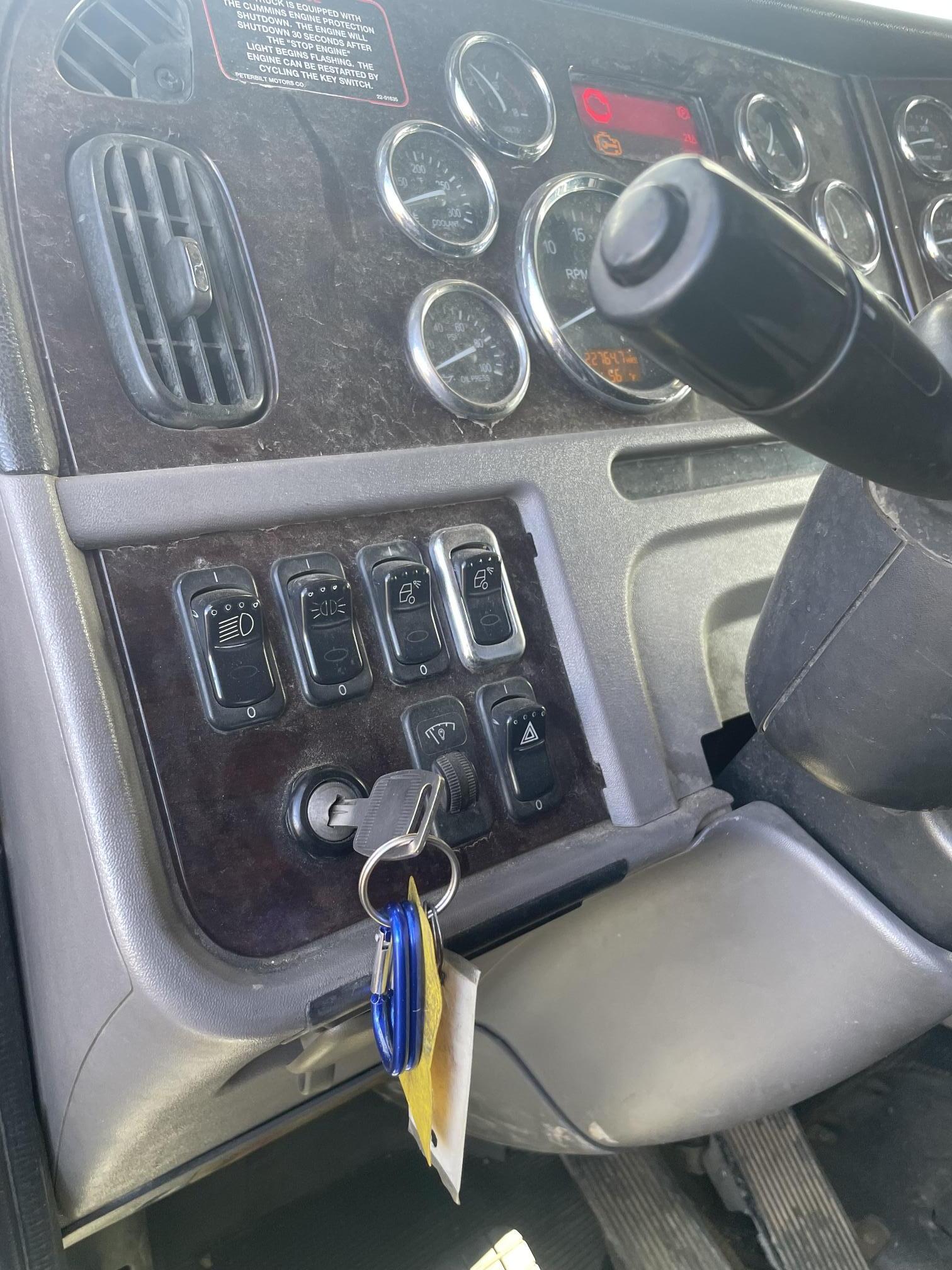 2012 PETERBILT 389 - Image 51