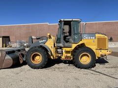 2011 DEERE 544K - Image 9