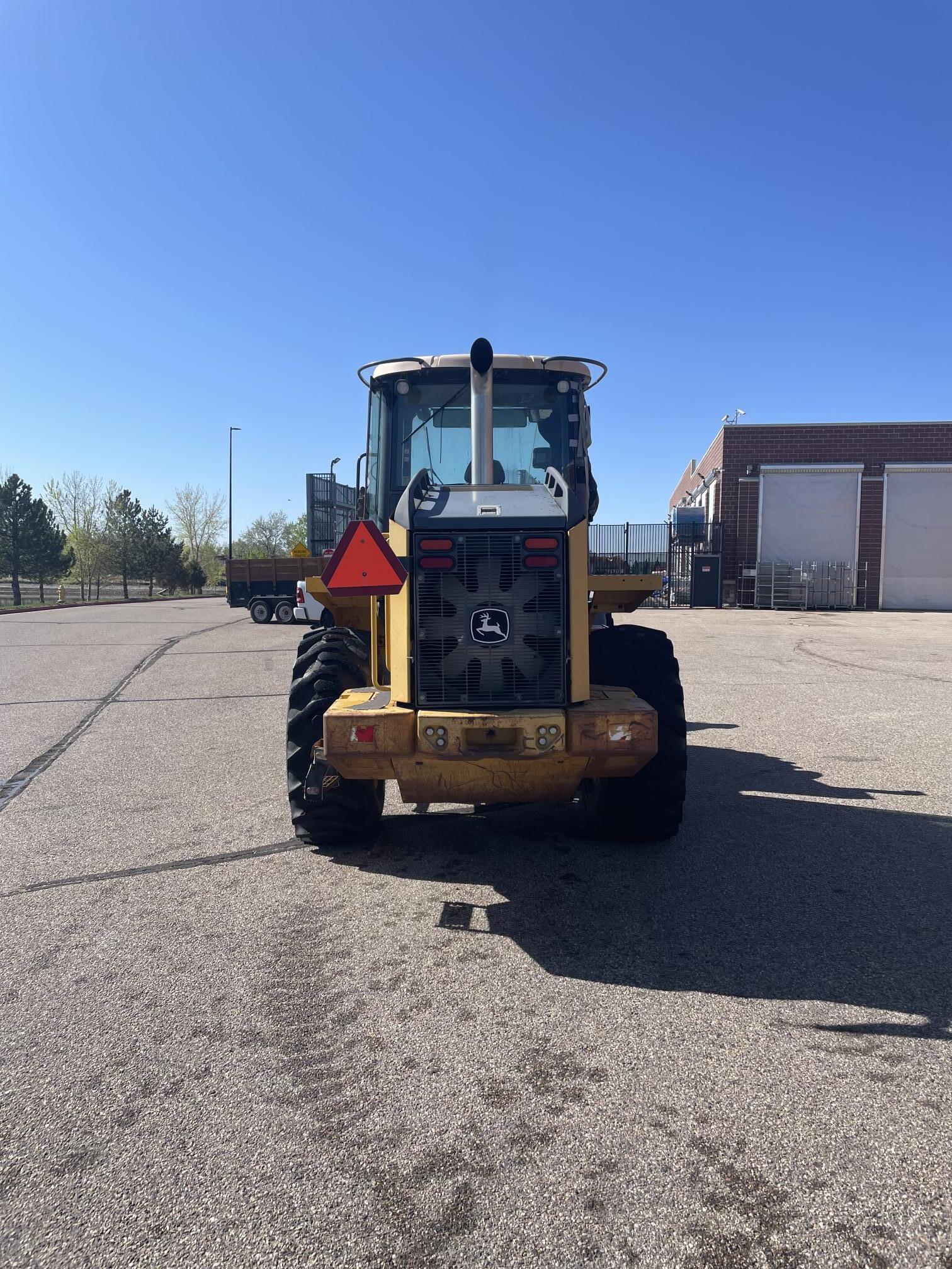 2011 DEERE 544K - view 13 of 62