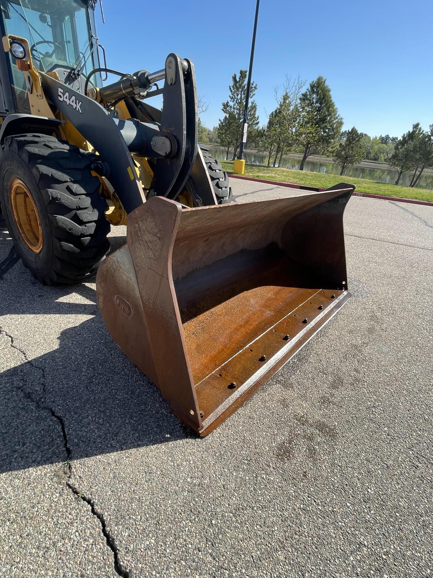 2011 DEERE 544K - Image 46