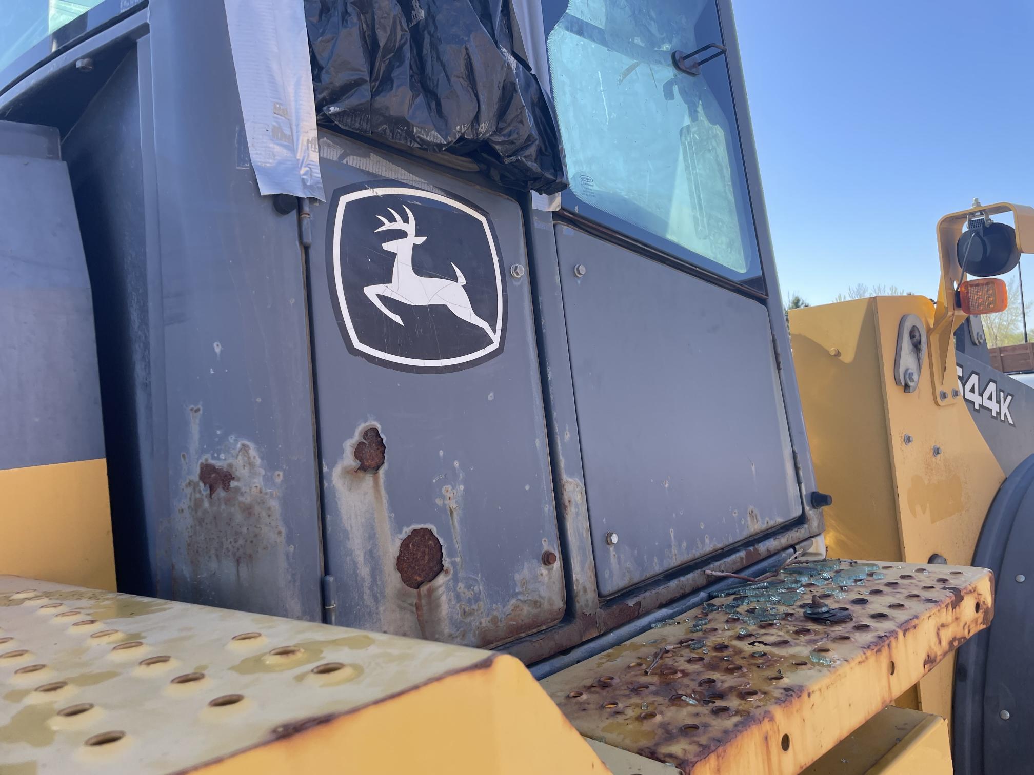 2011 DEERE 544K - view 18 of 62