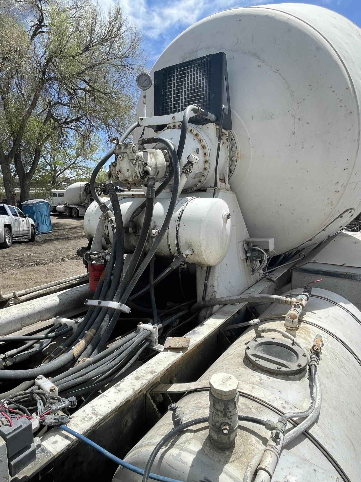 2001 INTERNATIONAL DF557 - Image 29