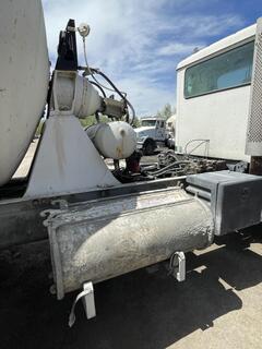 2001 INTERNATIONAL DF557 - Image 24