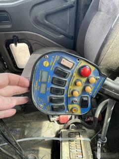 2001 INTERNATIONAL DF557 - Image 17