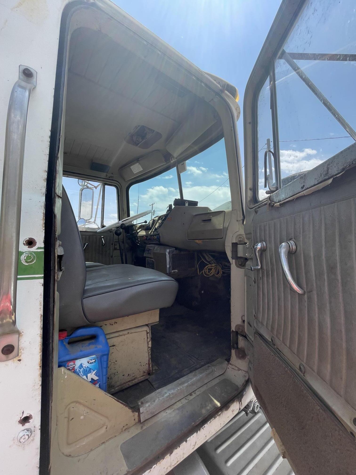 1982 FINN T330 - Image 51