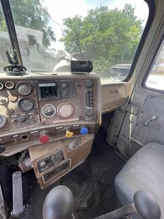 1982 FINN T330 - Image 48