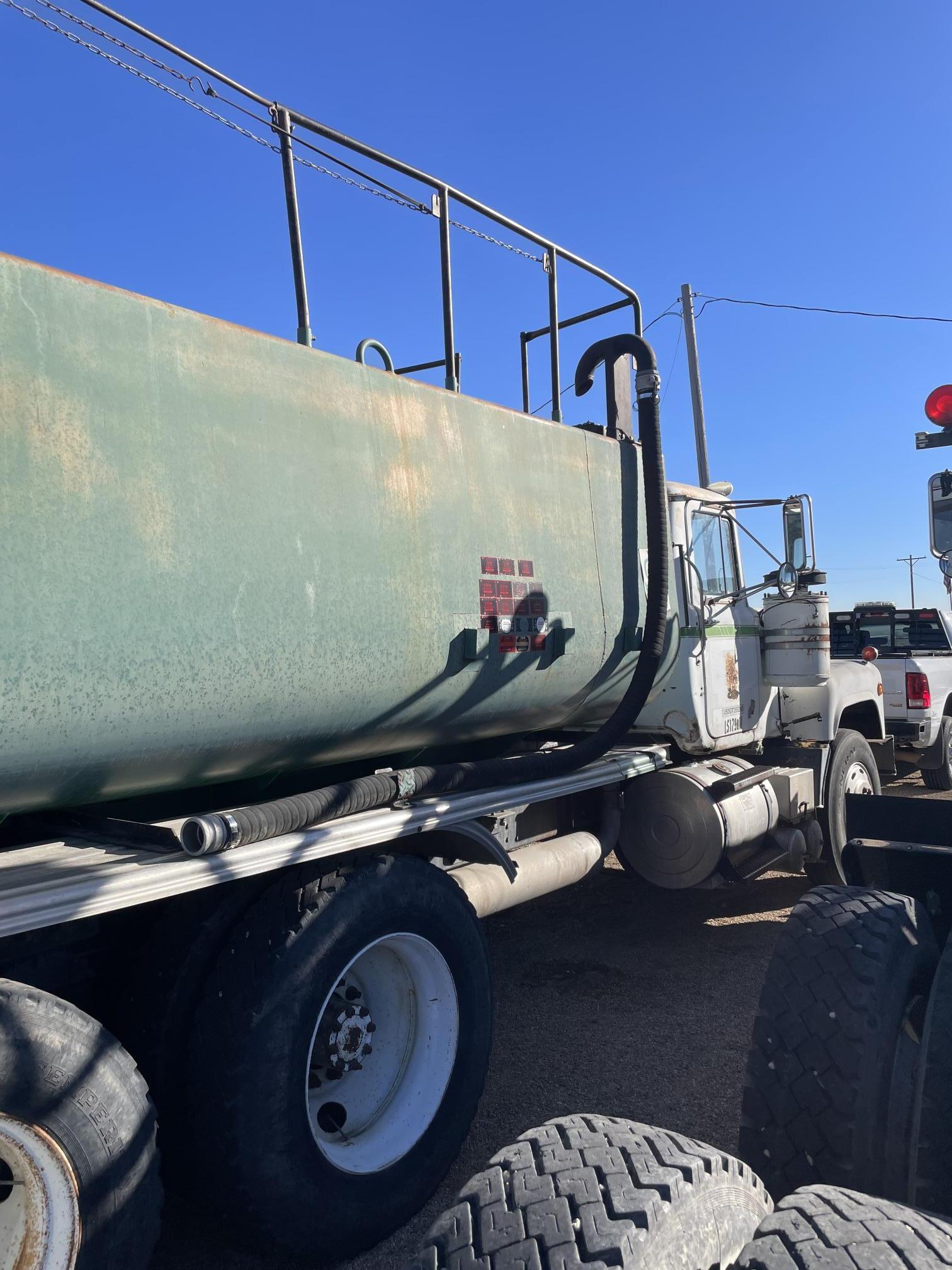 1982 FINN T330 - view 8 of 62