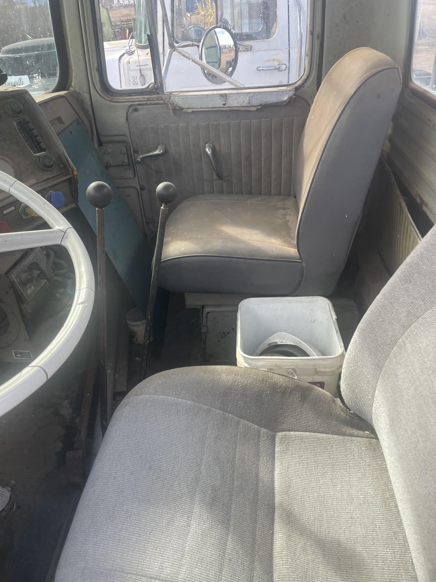 1982 FINN T330 - Image 34