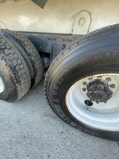 2007 ALTEC AC38-127 - Image 22