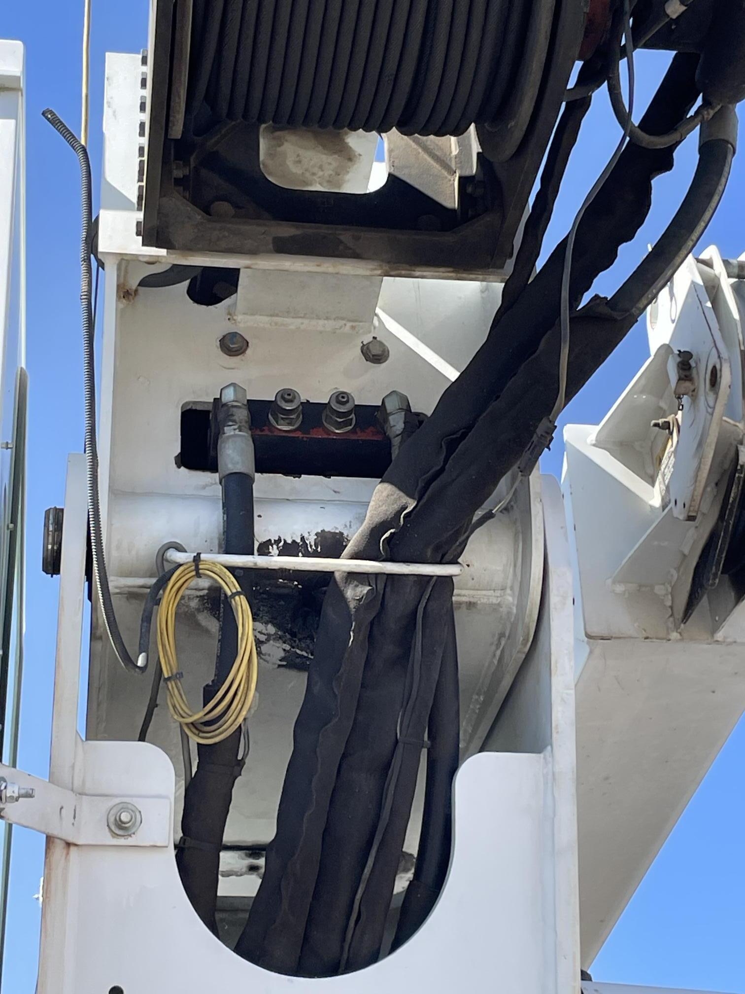 2007 ALTEC AC38-127 - Image 18