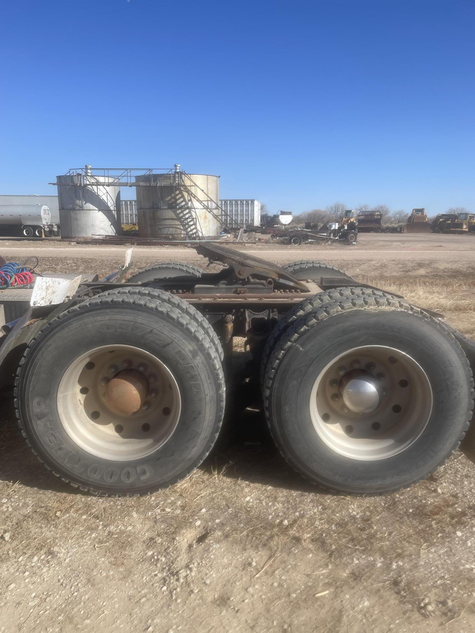 1987 INTERNATIONAL F9370-6X4 - view 6 of 12