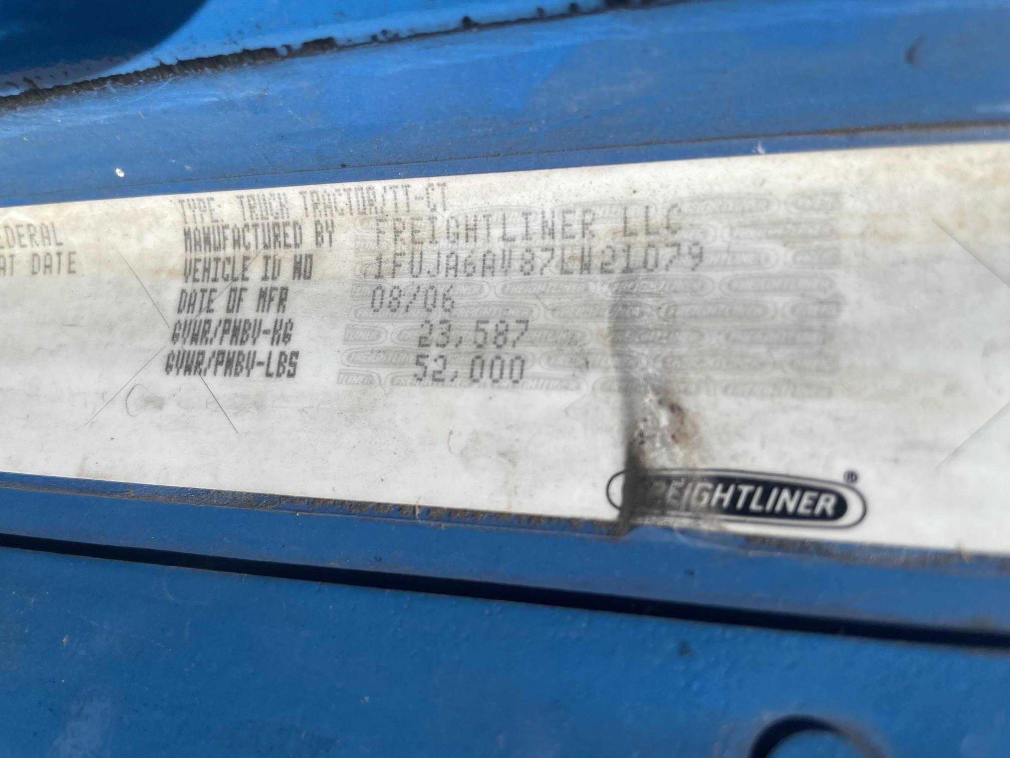 2007 FREIGHTLINER Columbia - Image 85