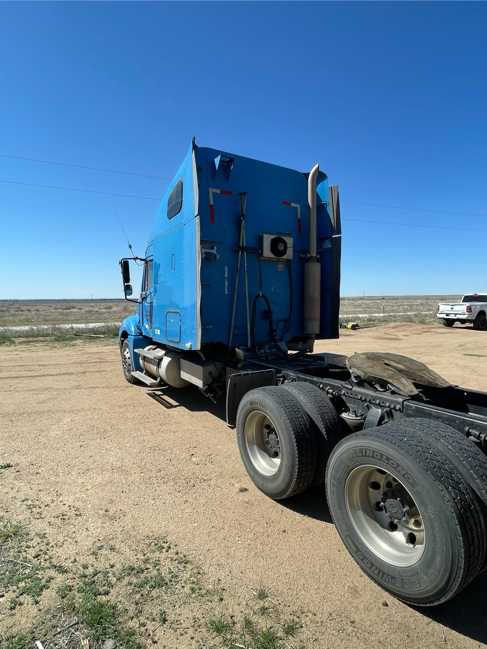 2007 FREIGHTLINER Columbia - Image 13