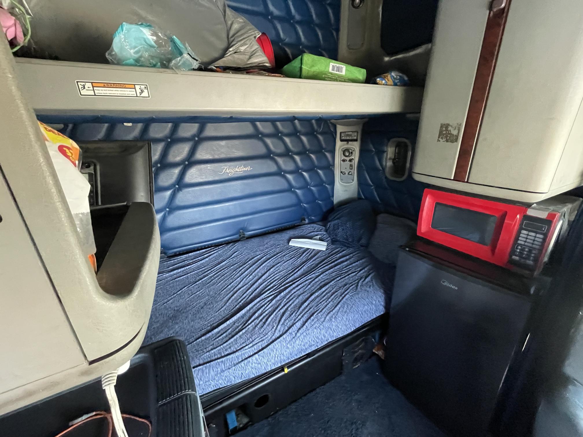 2007 FREIGHTLINER Columbia - Image 42