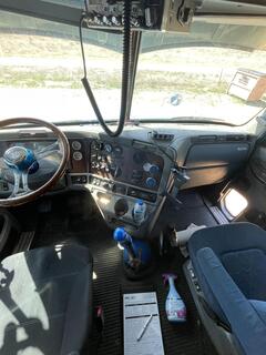 2007 FREIGHTLINER Columbia - Image 32