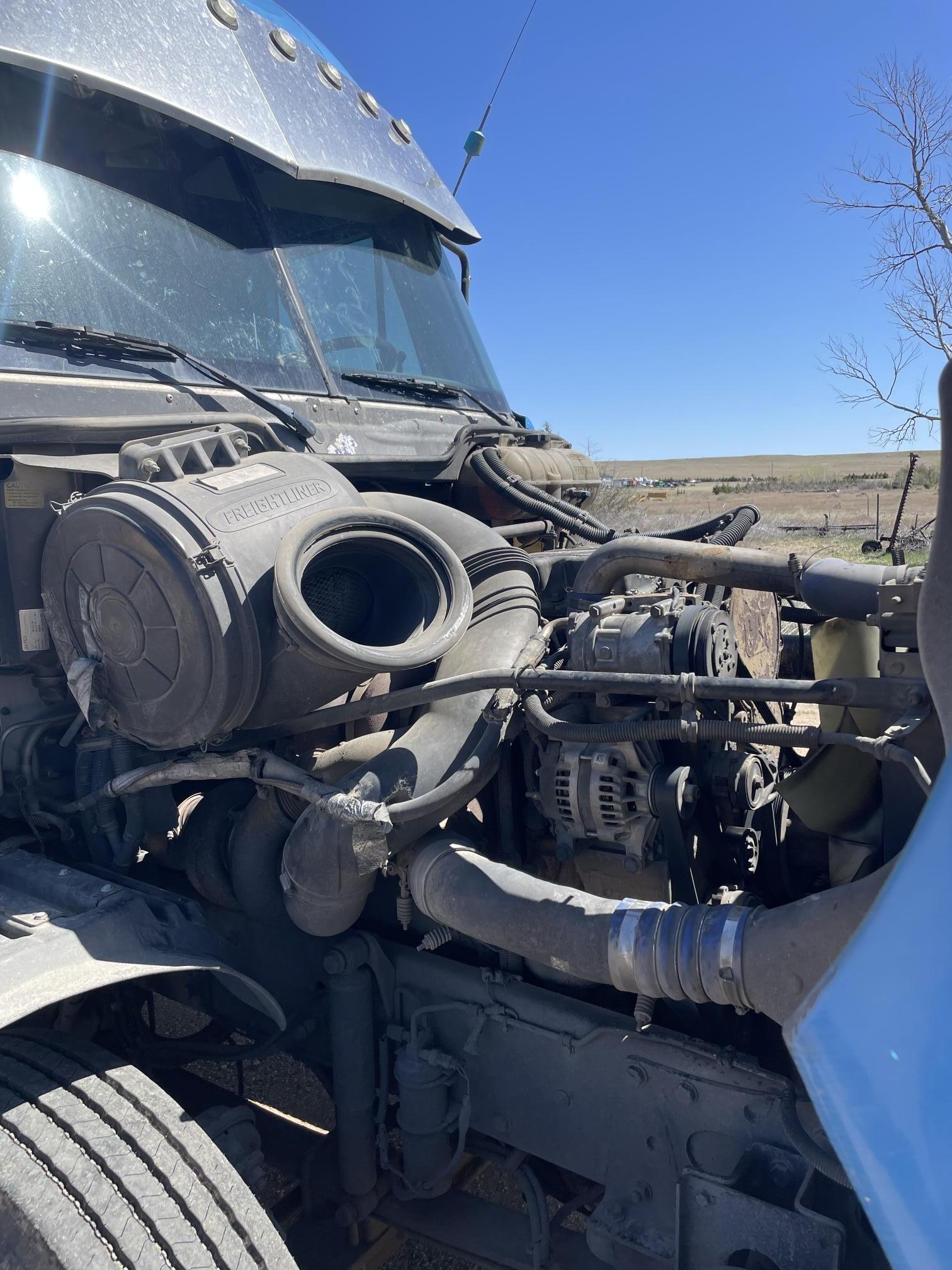 2007 FREIGHTLINER Columbia - Image 49