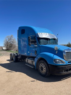 2007 FREIGHTLINER Columbia - Image 3