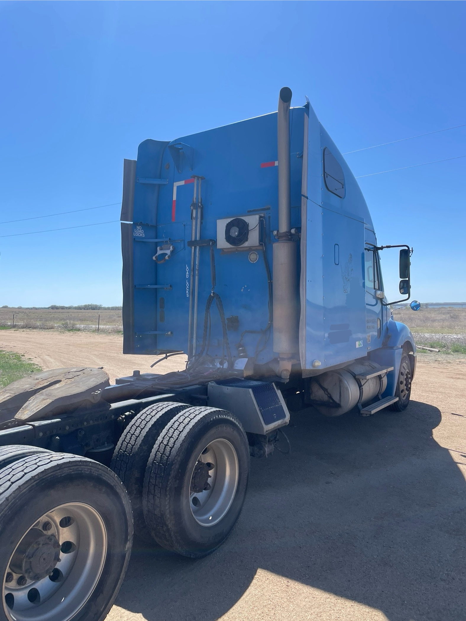 2007 FREIGHTLINER Columbia - view 16 of 87