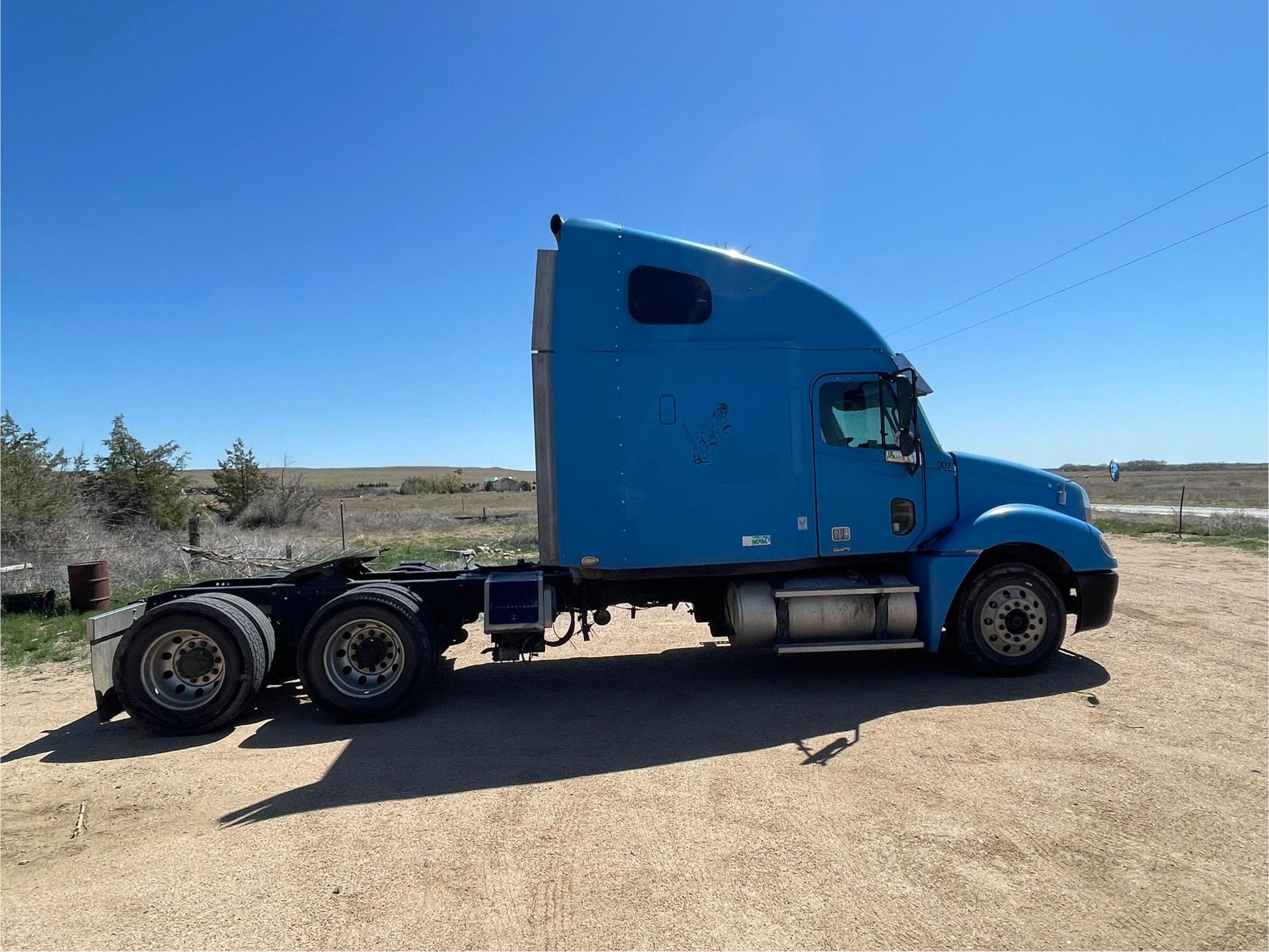 2007 FREIGHTLINER Columbia - view 8 of 87
