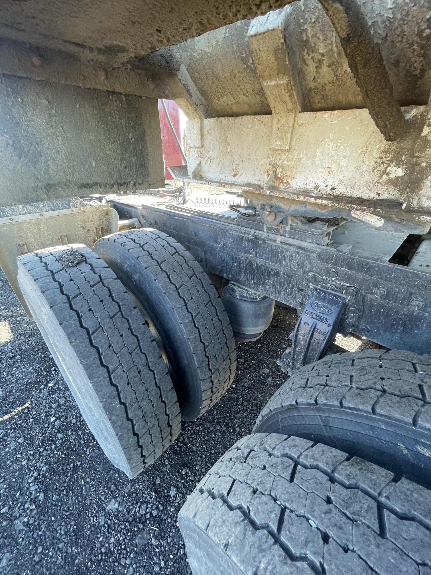 1989 PETERBILT 379 - Image 74