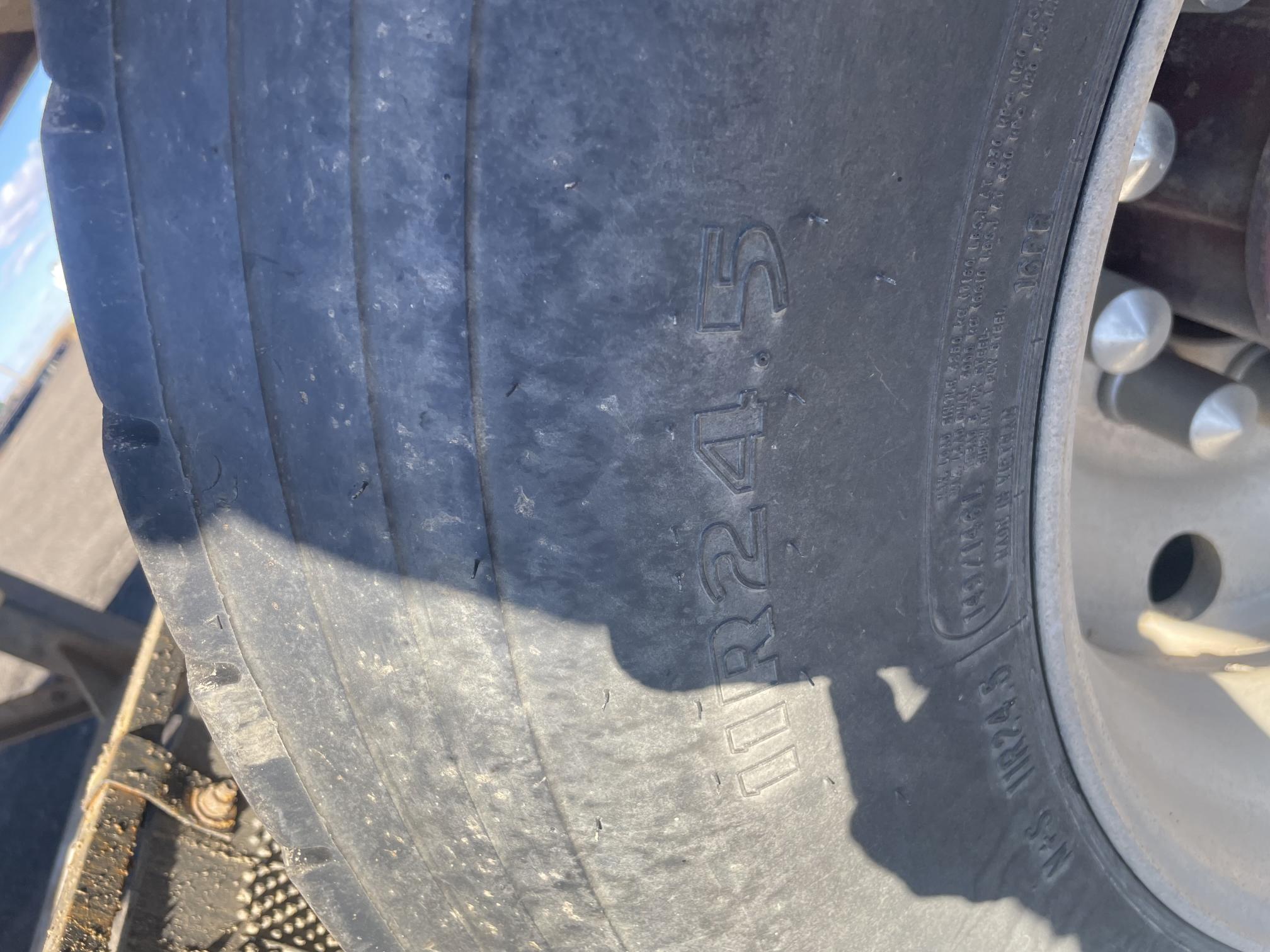 1989 PETERBILT 379 - Image 97