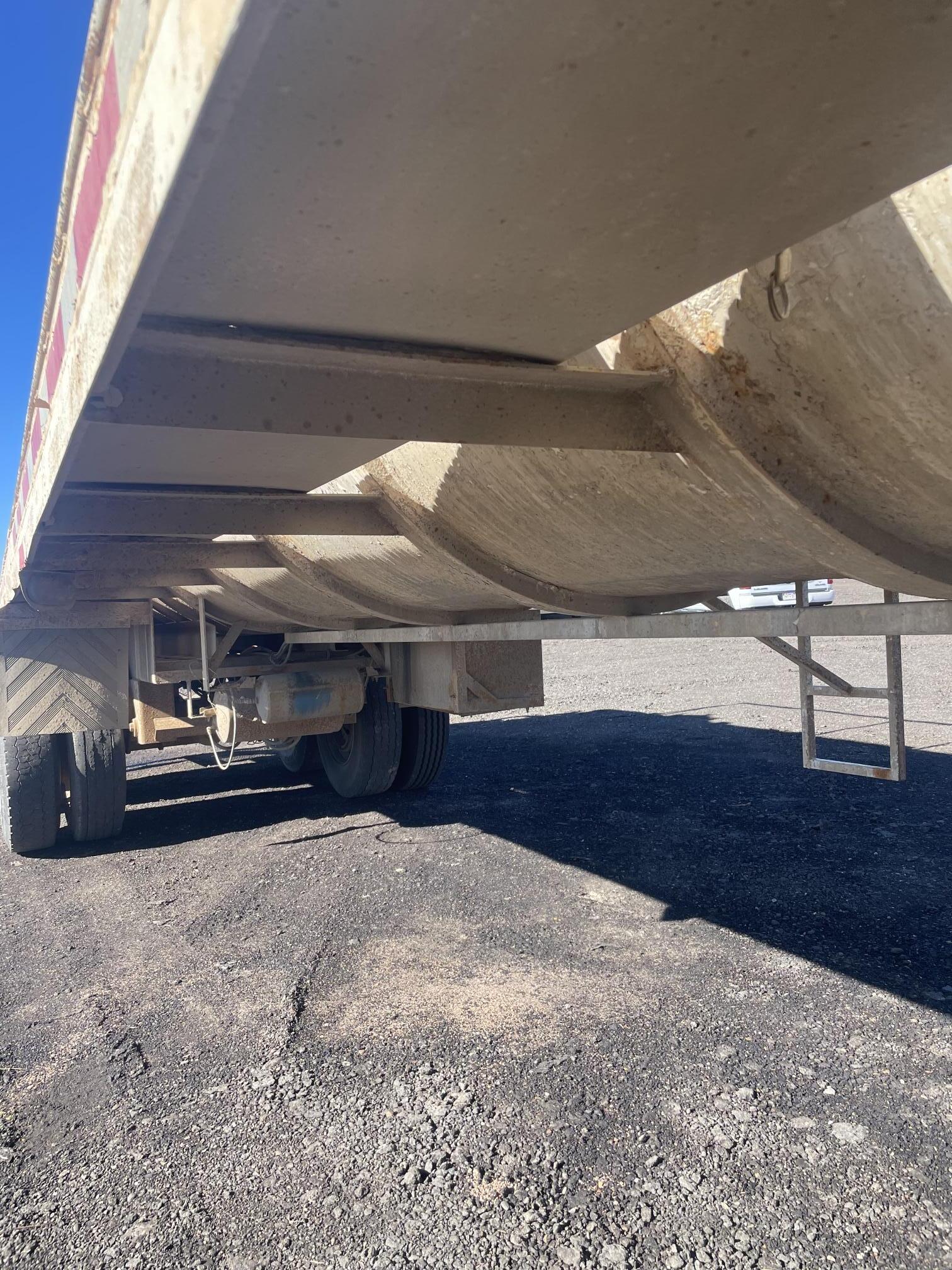 1989 PETERBILT 379 - Image 82