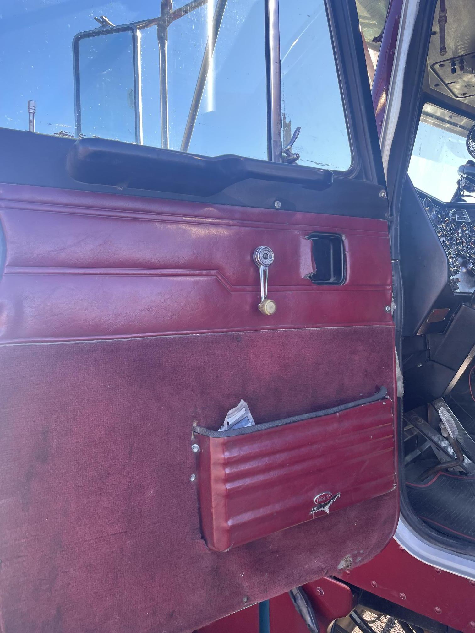 1989 PETERBILT 379 - Image 30