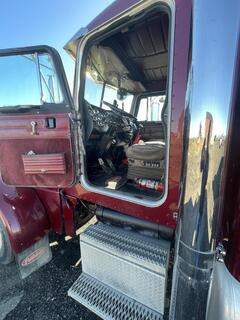 1989 PETERBILT 379 - Image 28
