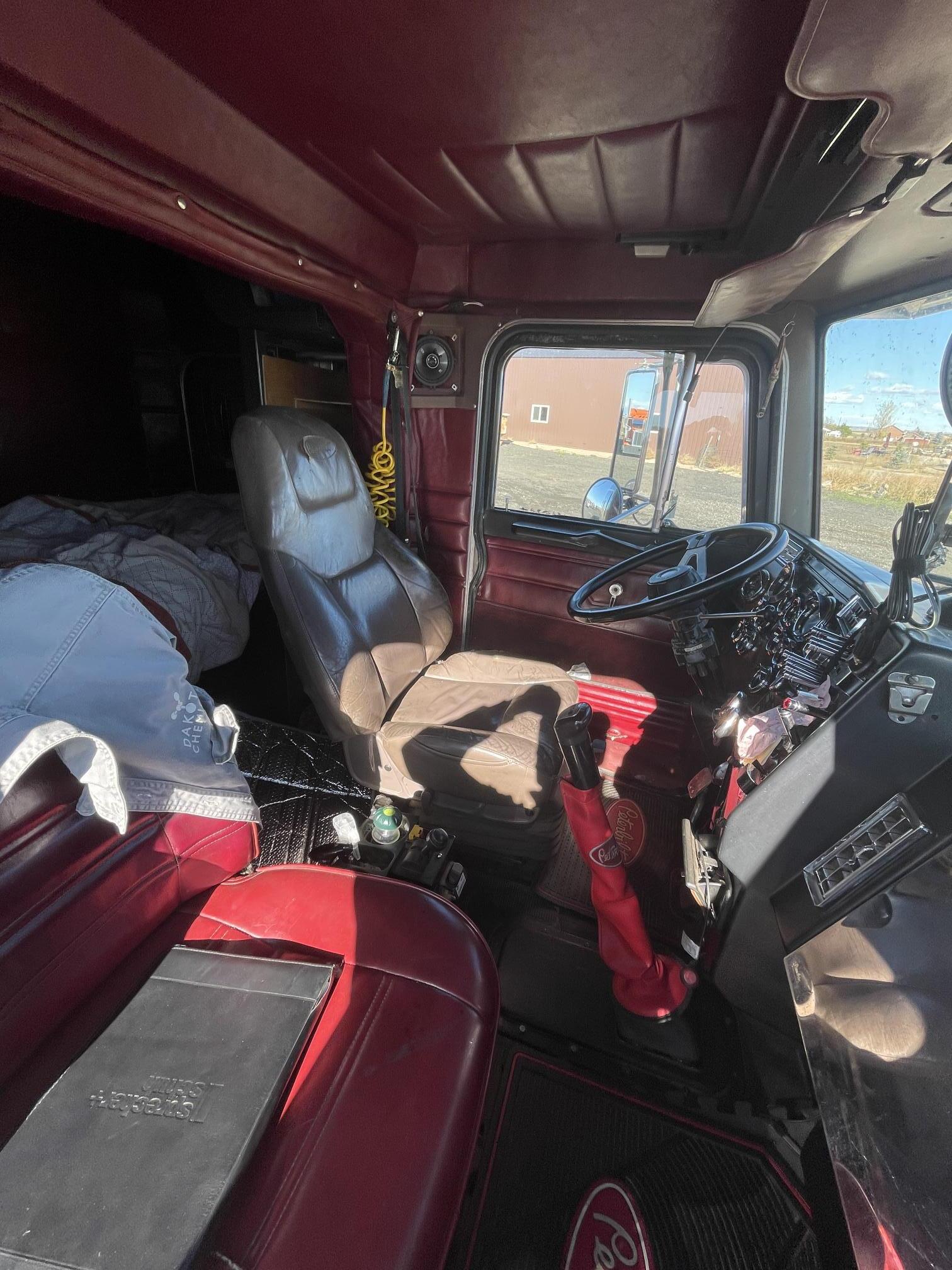 1989 PETERBILT 379 - Image 51