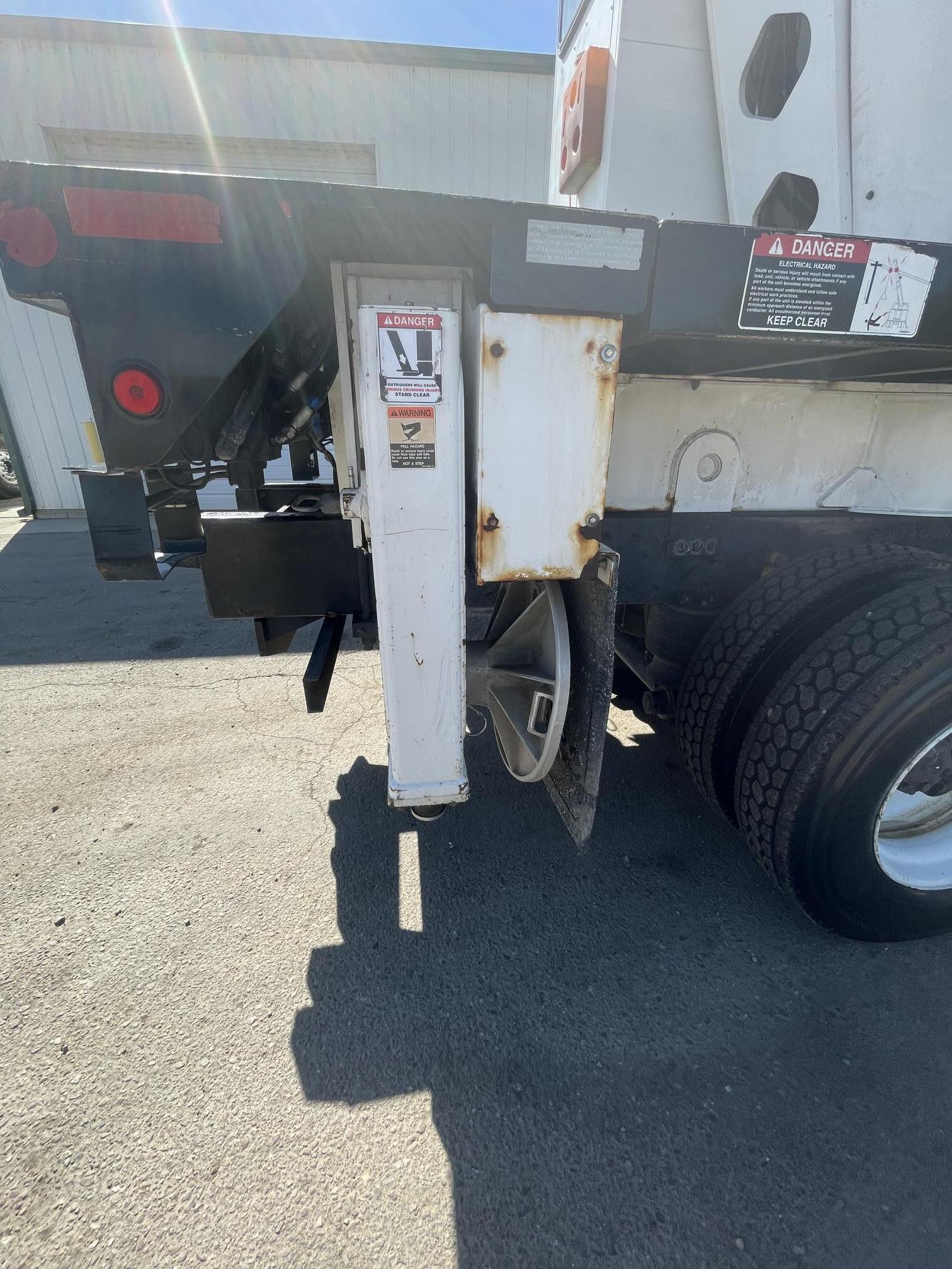 2007 ALTEC 5600 - Image 28