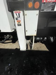 2007 ALTEC 5600 - Image 30