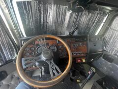 2004 KENWORTH W900 - Image 24