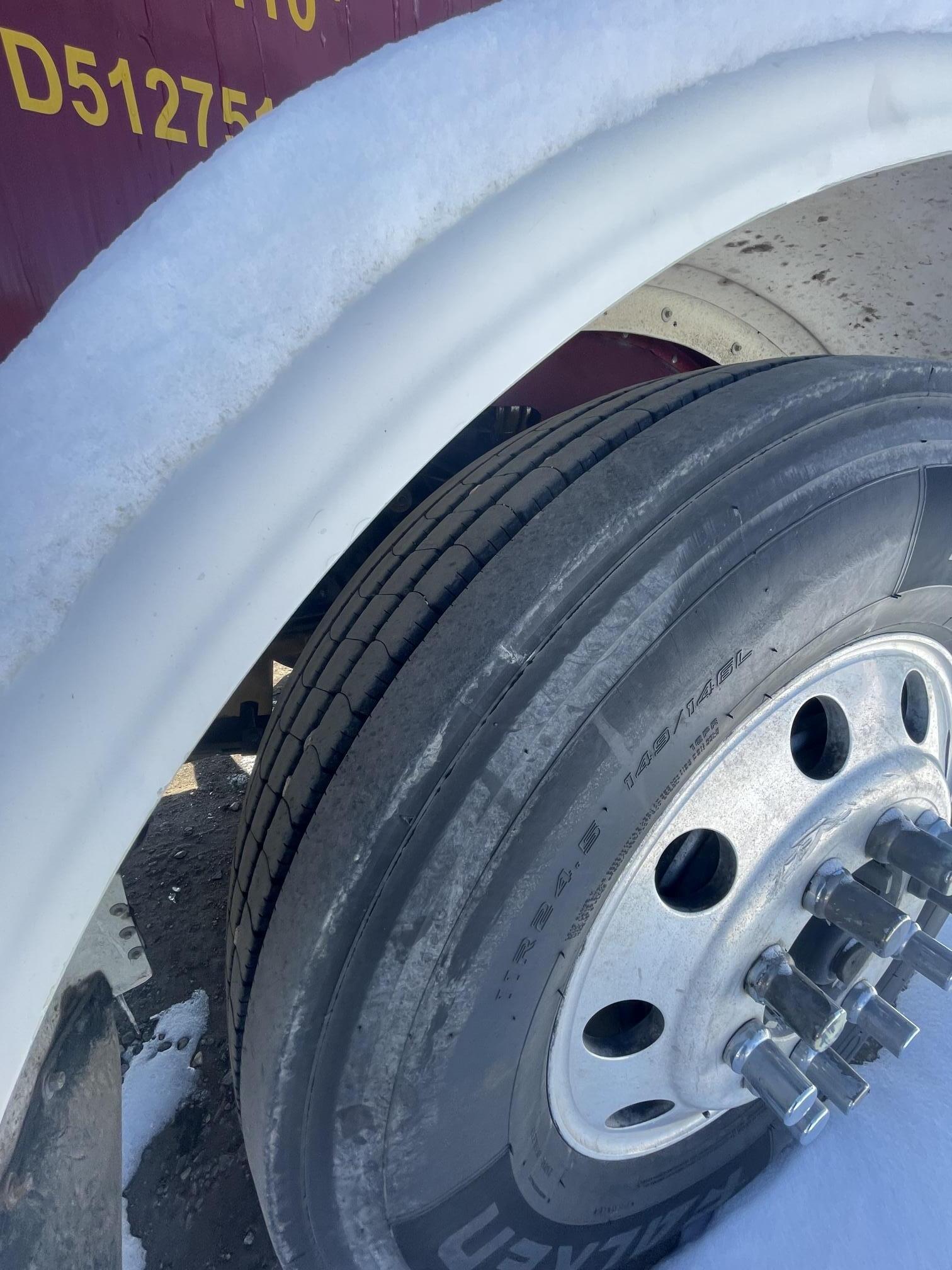 2000 PETERBILT 379 - view 15 of 29