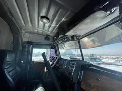 2000 PETERBILT 379 - Image 19