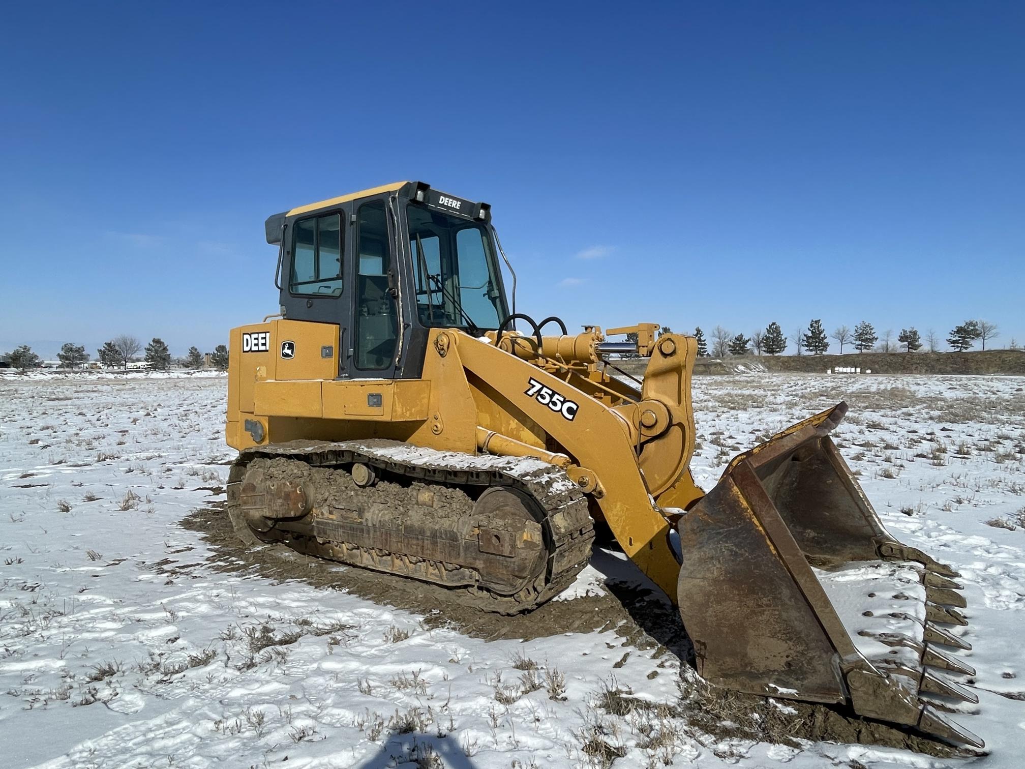 2001 DEERE 755C - Image 11