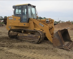 2001 DEERE 755C - Image 5