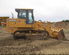 2001 DEERE 755C - Image 2
