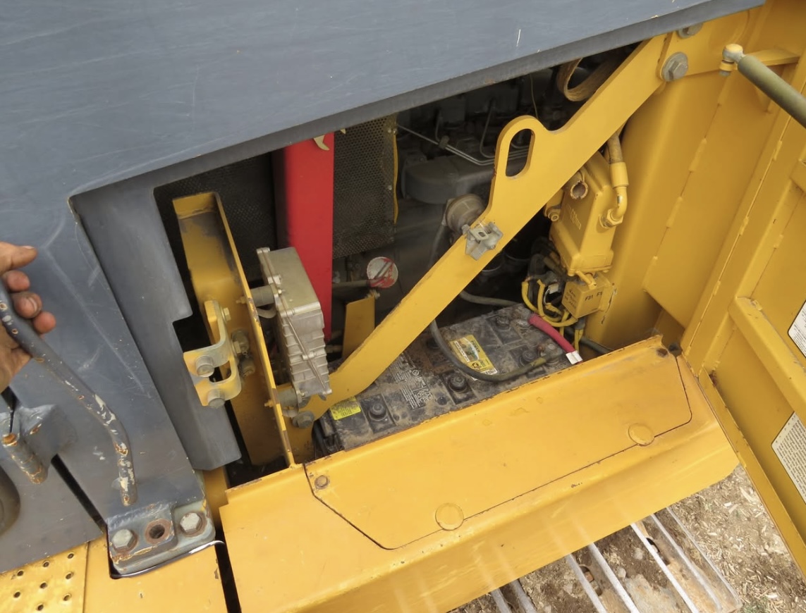 2001 DEERE 755C - Image 19